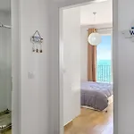 Vista Del Mare 120 - Happy